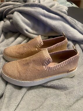 Michael Kors Cloth Pink/Rose Glitter Thread, Slip On Lady 5.5 Shoes , good cond.